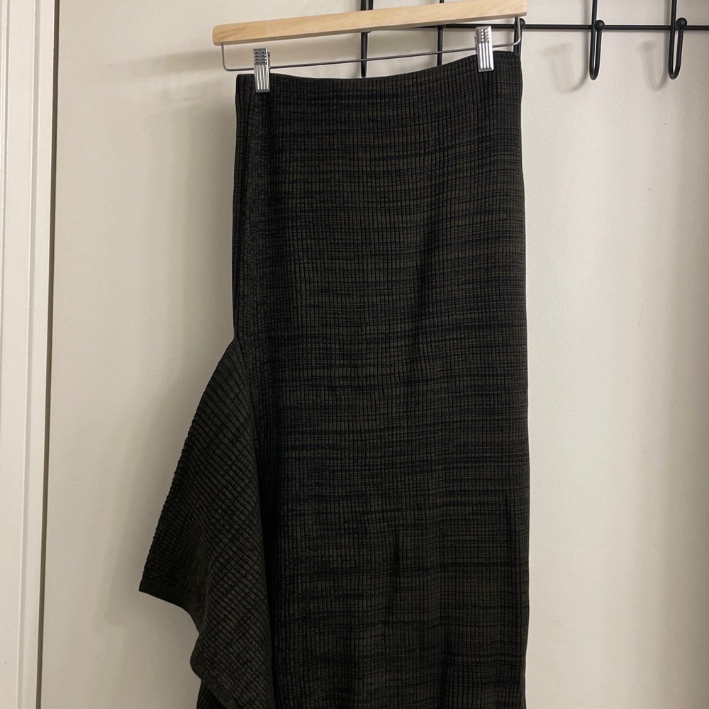 (SALE!) NWT - COS Asymmetric Skirt - Picture 4 of 9
